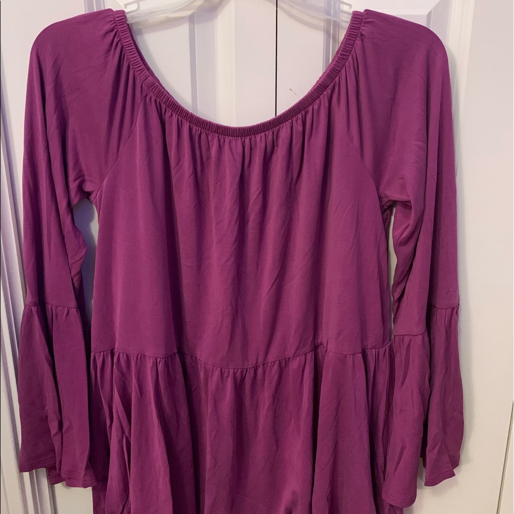 off the shoulder urban outfitters shirt
